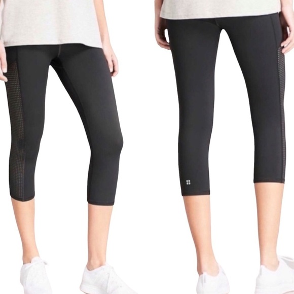 Sweaty Betty Pants - Sweaty Betty Zero Gravity Crop Run Leggings Black Size XS Perforated Sides